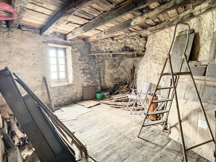 achat vente Maison semi-troglodyte a vendre  à restaurer , grange Saint-Sulpice  LOT MIDI PYRENEES