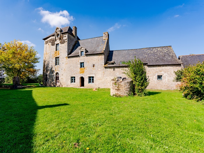 achat vente Authentique Manoir a vendre  restauré , dépendances, puits Josselin  à 10 mn, Ploërmel à 15 mn, TGV à 40 mn (Vannes) MORBIHAN BRETAGNE