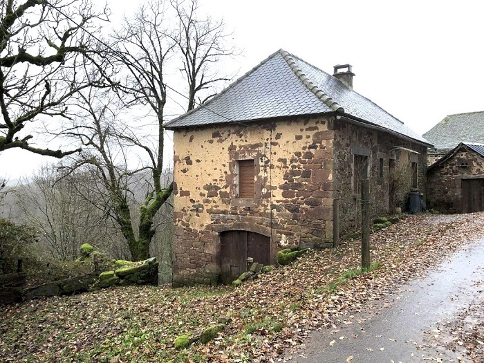 achat vente Maison ancienne a vendre  en pierre , dépendance Sérilhac  CORREZE LIMOUSIN