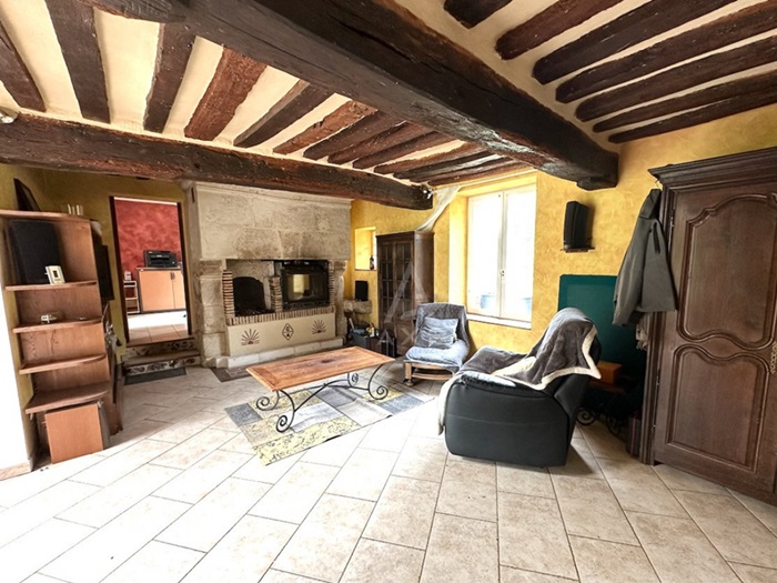 achat vente Maison de Maître a vendre  , dépendances Orbec , nichée dans un écrin de verdure CALVADOS NORMANDIE