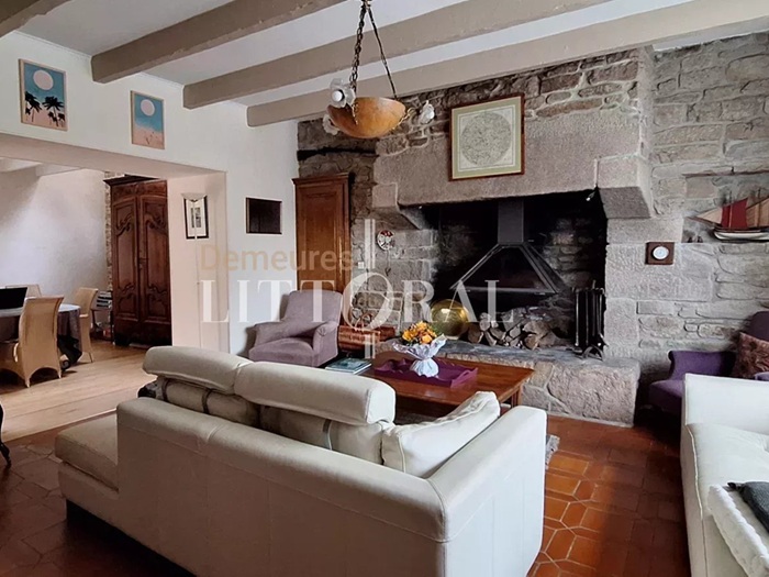 achat vente Propriété de Charme a vendre  , dépendances Ploumilliau , cœur de village, à 10mn des plages, 5mn TGV COTES D'ARMOR BRETAGNE