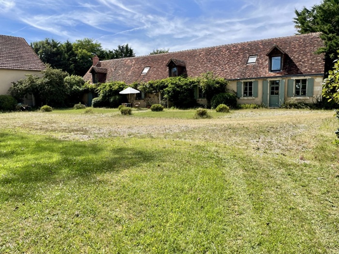 achat vente Authentique Longère  a vendre  , dépendances, gîte Ardentes , à quelques minutes, au cœur du Berry INDRE CENTRE