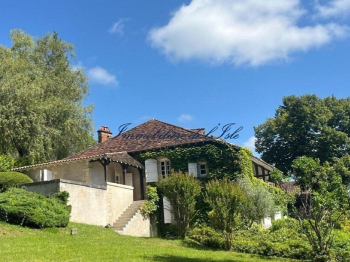 achat vente Maison presbytérale a vendre  , dépendances, maison d'amis Chancelade , sur les hauteurs DORDOGNE AQUITAINE