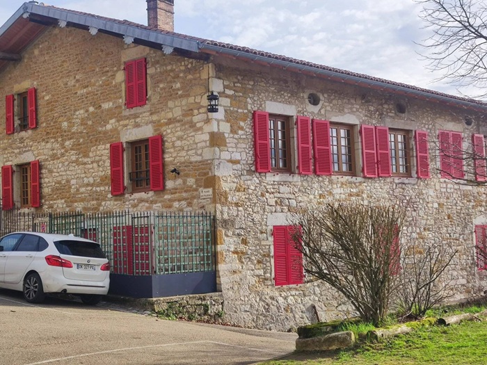achat vente Demeure de Caractère a vendre  magnifiquement restaurée , garage Jasseron , à 1h15 de Lyon et Genève, 20mn de Bourg en Bresse, vue exc AIN RHONE ALPES