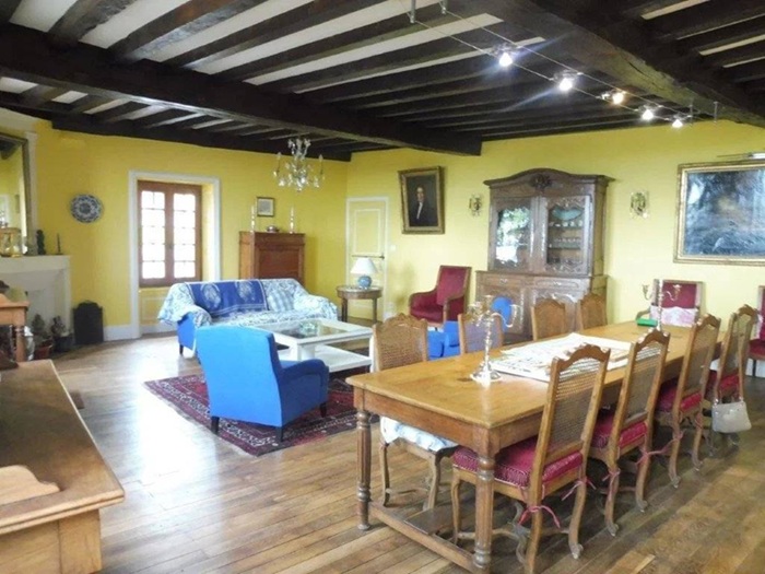 achat vente Demeure de Caractère a vendre  magnifiquement restaurée , garage Jasseron , à 1h15 de Lyon et Genève, 20mn de Bourg en Bresse, vue exc AIN RHONE ALPES