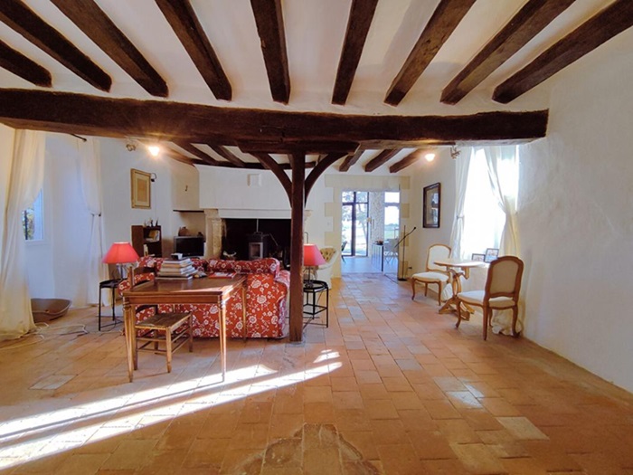 achat vente Logis a vendre  , dépendances, piscine Marcilly-sur-Vienne , à 15 mm Sud Ste Maure De Touraine et A 10,  à 30 mm TGV INDRE ET LOIRE CENTRE