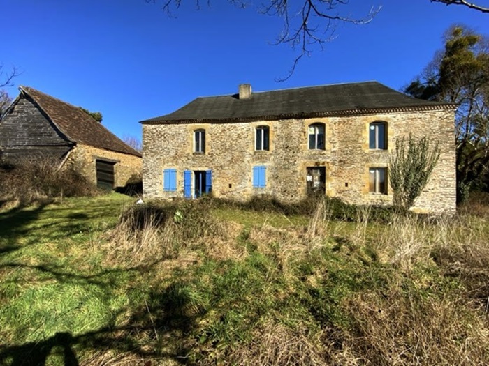 achat vente Ancien Manoir a vendre  à restaurer , dépendance Sarlande , sans voisin DORDOGNE AQUITAINE