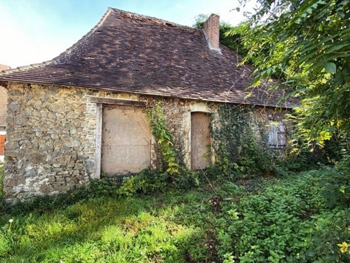 achat vente Maison de campagne périgourdine a vendre  à restaurer  Lanouaille  DORDOGNE AQUITAINE