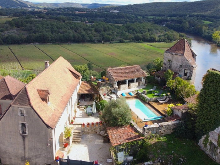 achat vente Demeure de Caractère a vendre  , tour médiévale, piscine Calvignac , sur les hauteurs, vue à couper le souffle LOT MIDI PYRENEES
