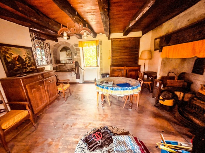 achat vente Maison ancienne a vendre  en pierre  Lacapelle Marival , à 5 mn LOT MIDI PYRENEES
