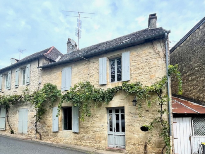 achat vente Maison de village ancienne a vendre   Saint-Robert  CORREZE LIMOUSIN
